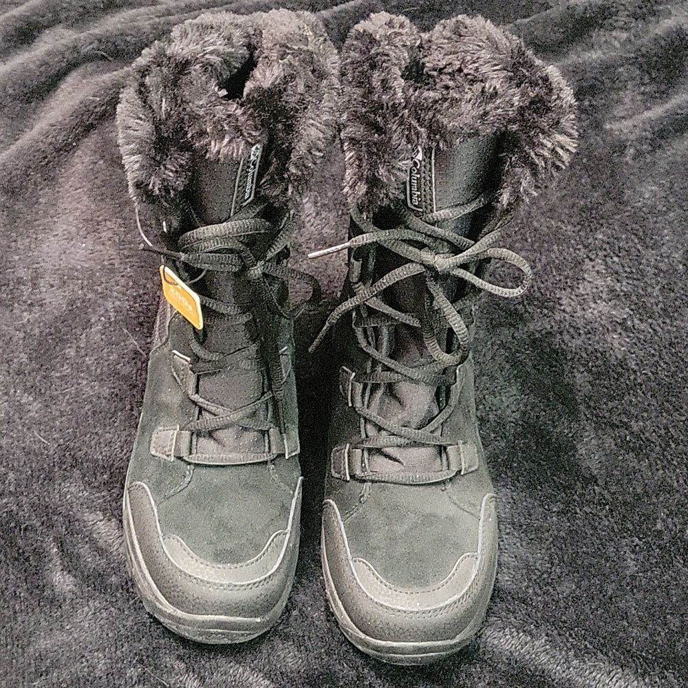 Columbia Black Faux-Fur Trim Waterproof Winter Boots